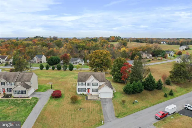 $525,000 | 837 Triumphant Way, Falling Waters, WV 25419