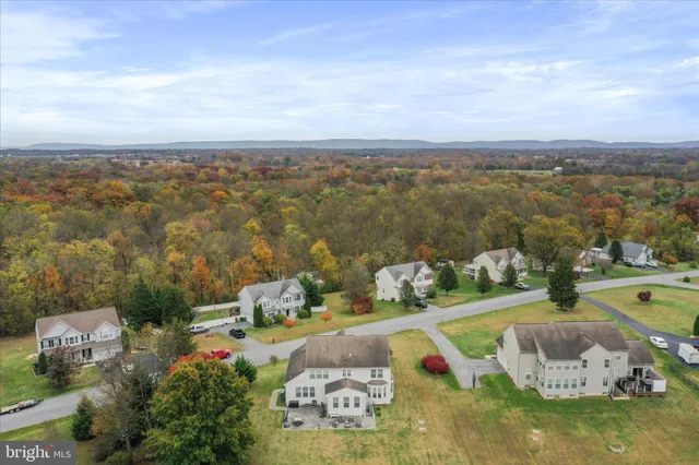 $525,000 | 837 Triumphant Way, Falling Waters, WV 25419