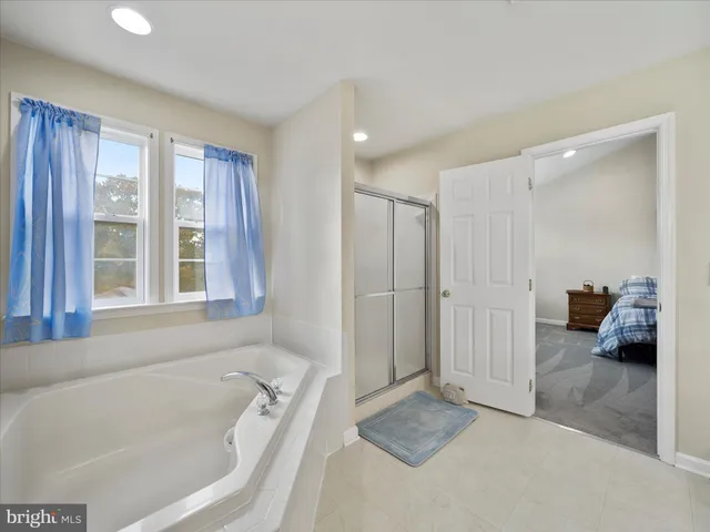 $525,000 | 837 Triumphant Way, Falling Waters, WV 25419