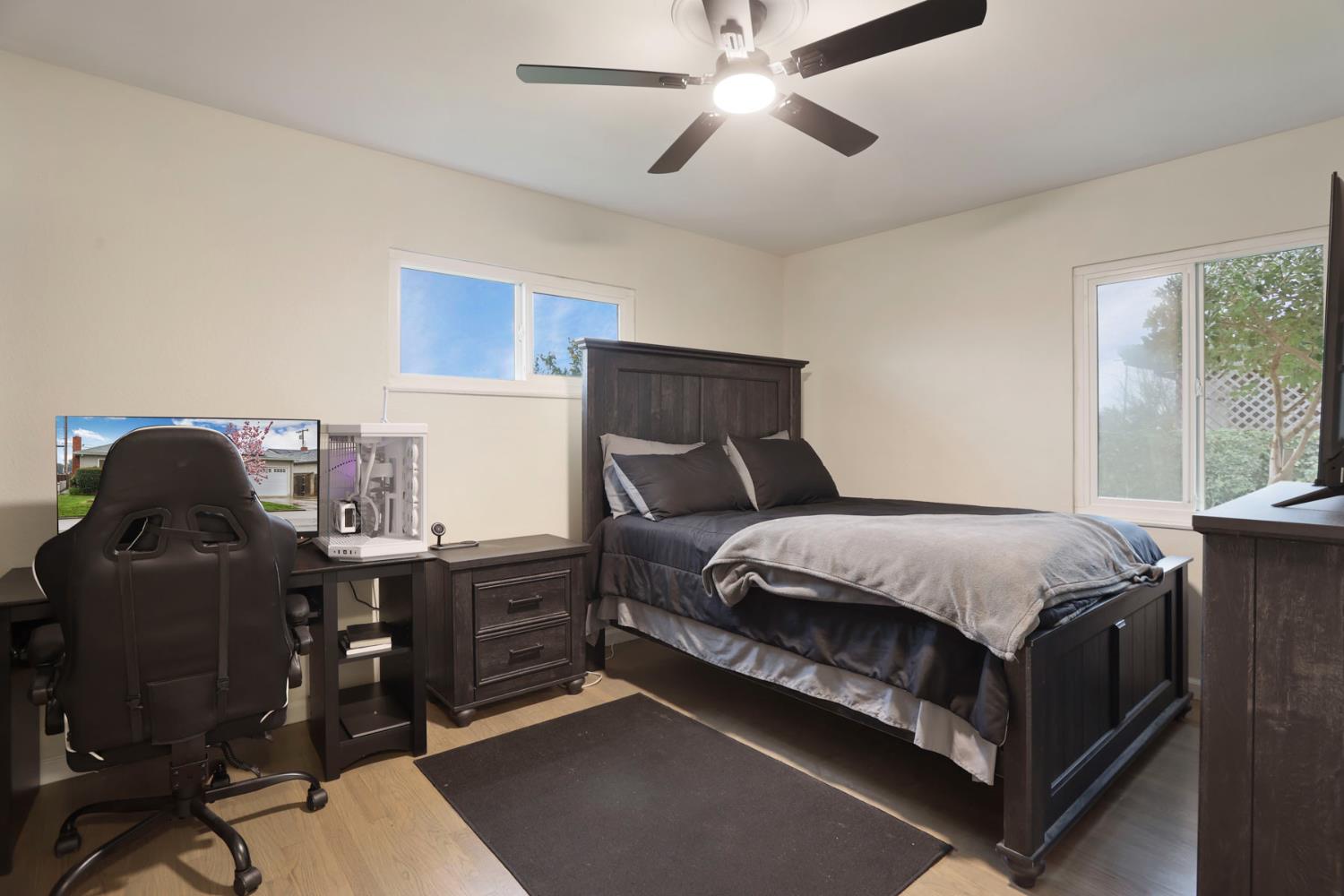 32 South Corinth Avenue Lodi, CA 95242 - Photo 31 of 48