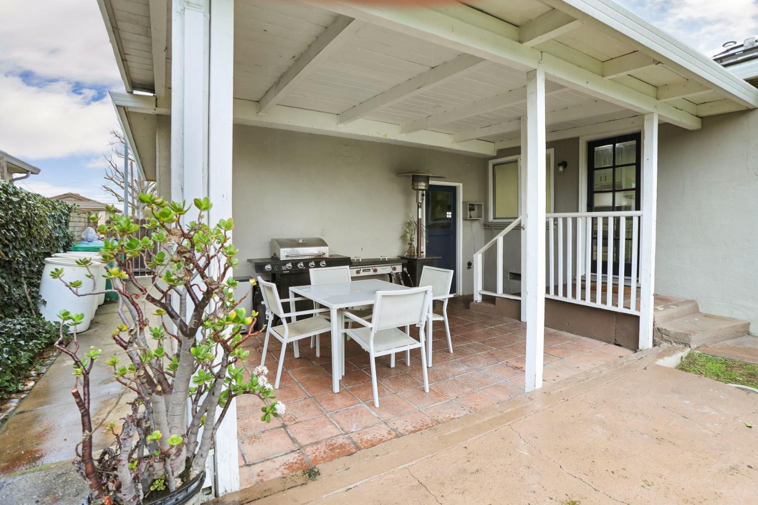 32 South Corinth Avenue Lodi, CA 95242 - Photo 35 of 48