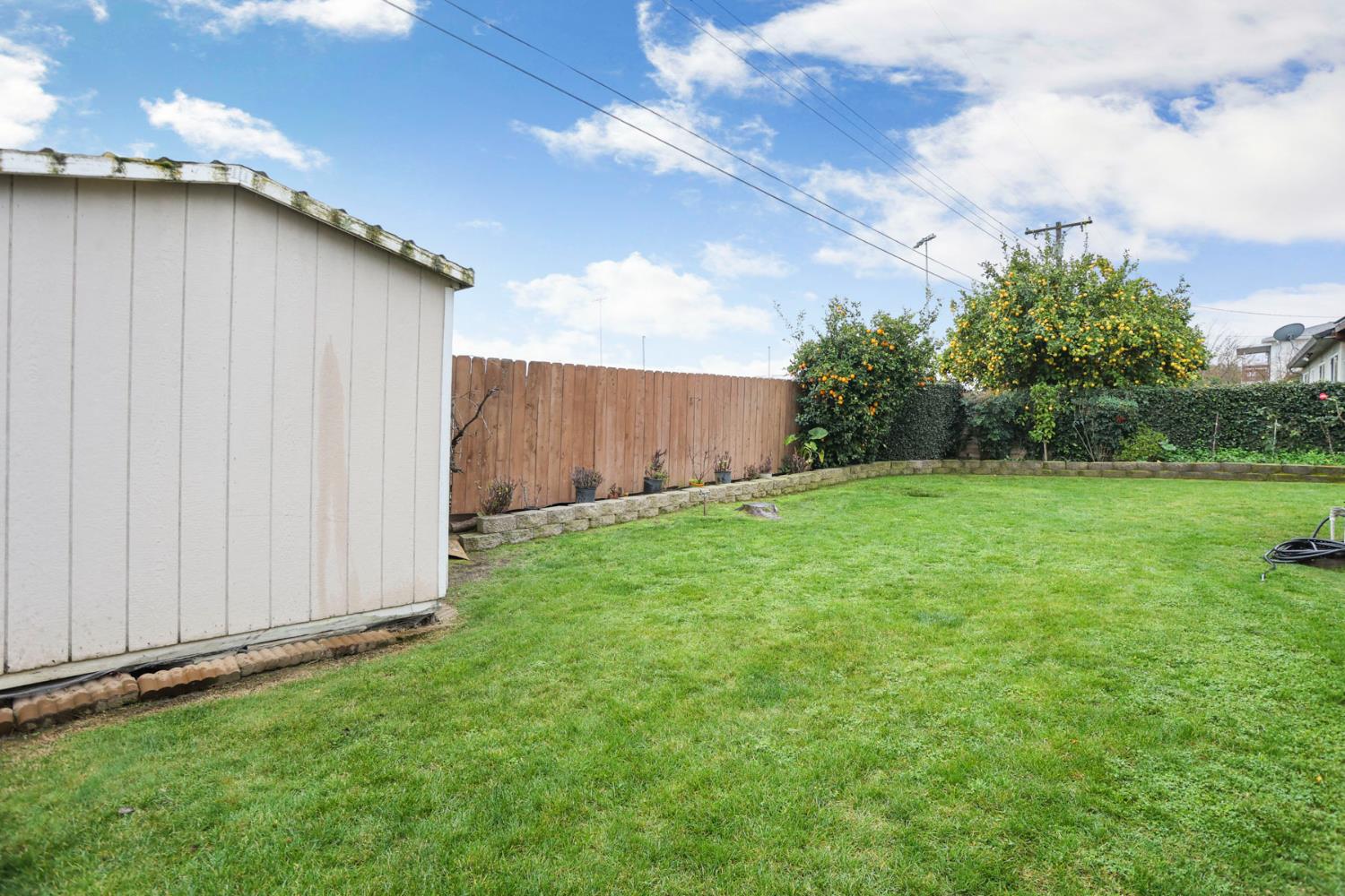 32 South Corinth Avenue Lodi, CA 95242 - Photo 37 of 48