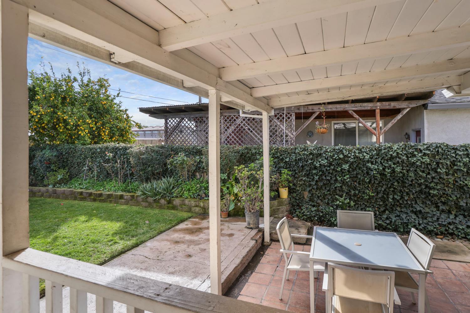 32 South Corinth Avenue Lodi, CA 95242 - Photo 41 of 48