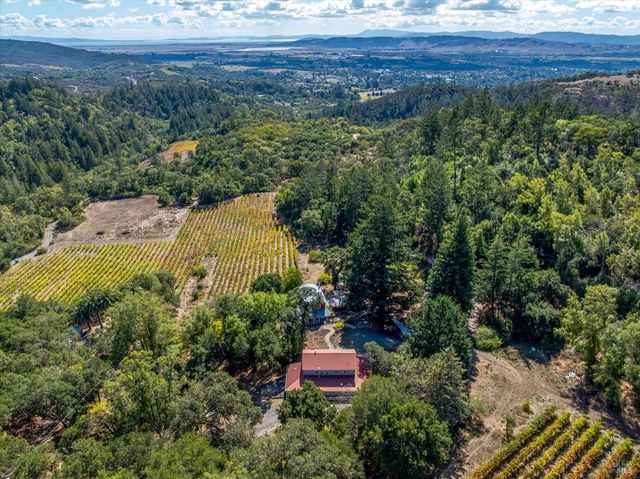 $3,500,000 | 3200 Castle Road, Sonoma, CA 95476