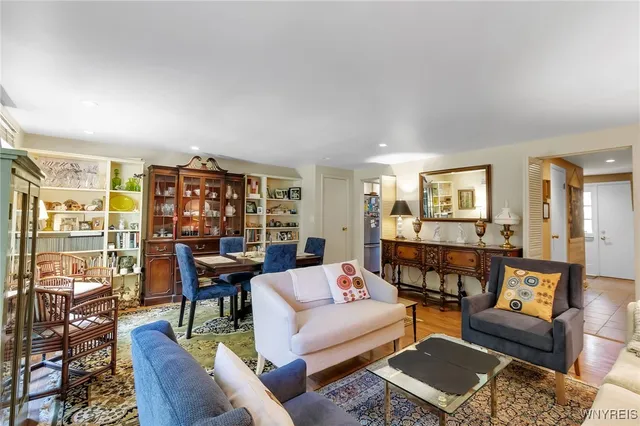 $2,350 | 666 West Ferry Street, Unit N, Buffalo, NY 14222