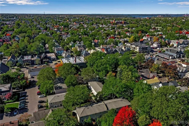 $2,350 | 666 West Ferry Street, Unit N, Buffalo, NY 14222