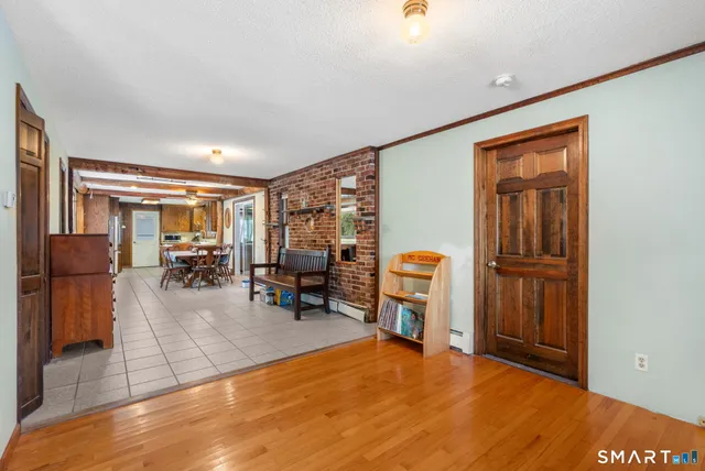 $779,900 | 485 Mountain Road, Suffield, CT 06078