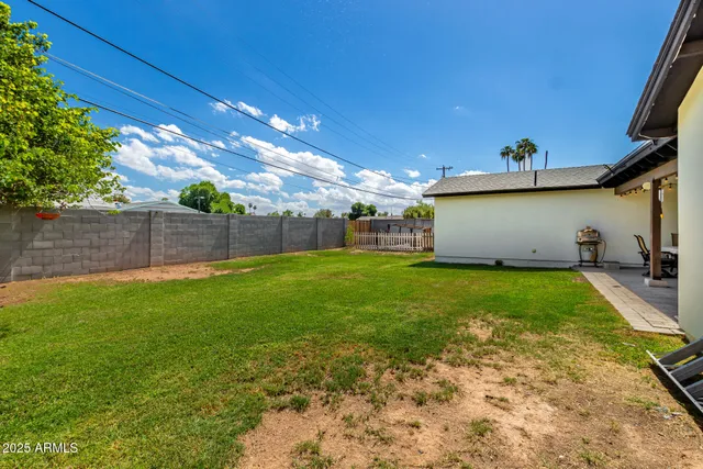 $1,325,000 | 3439 North 45th Place, Phoenix, AZ 85018