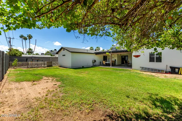 $1,325,000 | 3439 North 45th Place, Phoenix, AZ 85018