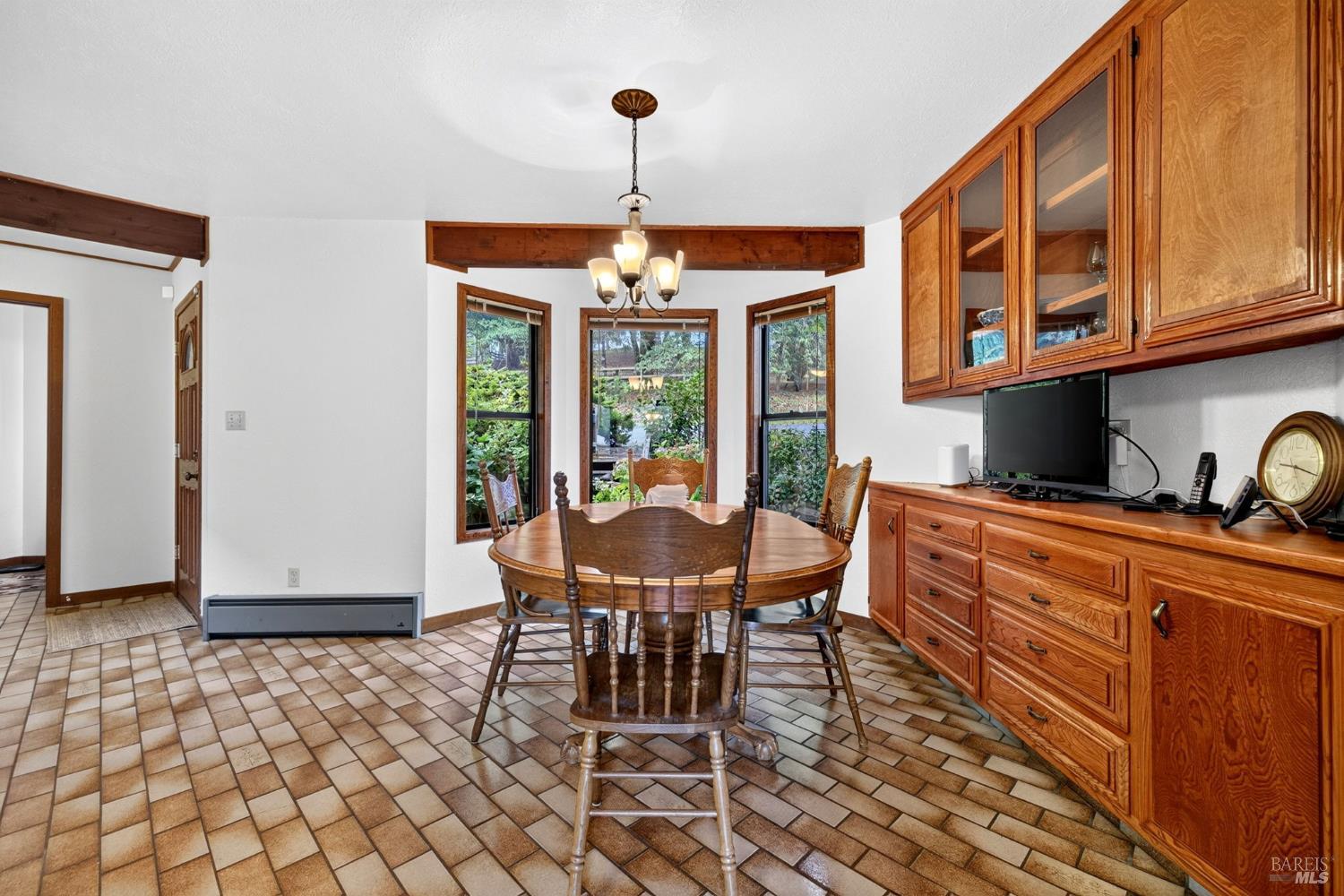 819 Jonive Road Sebastopol, CA 95472 - Photo 17 of 76 Gallery Image 17