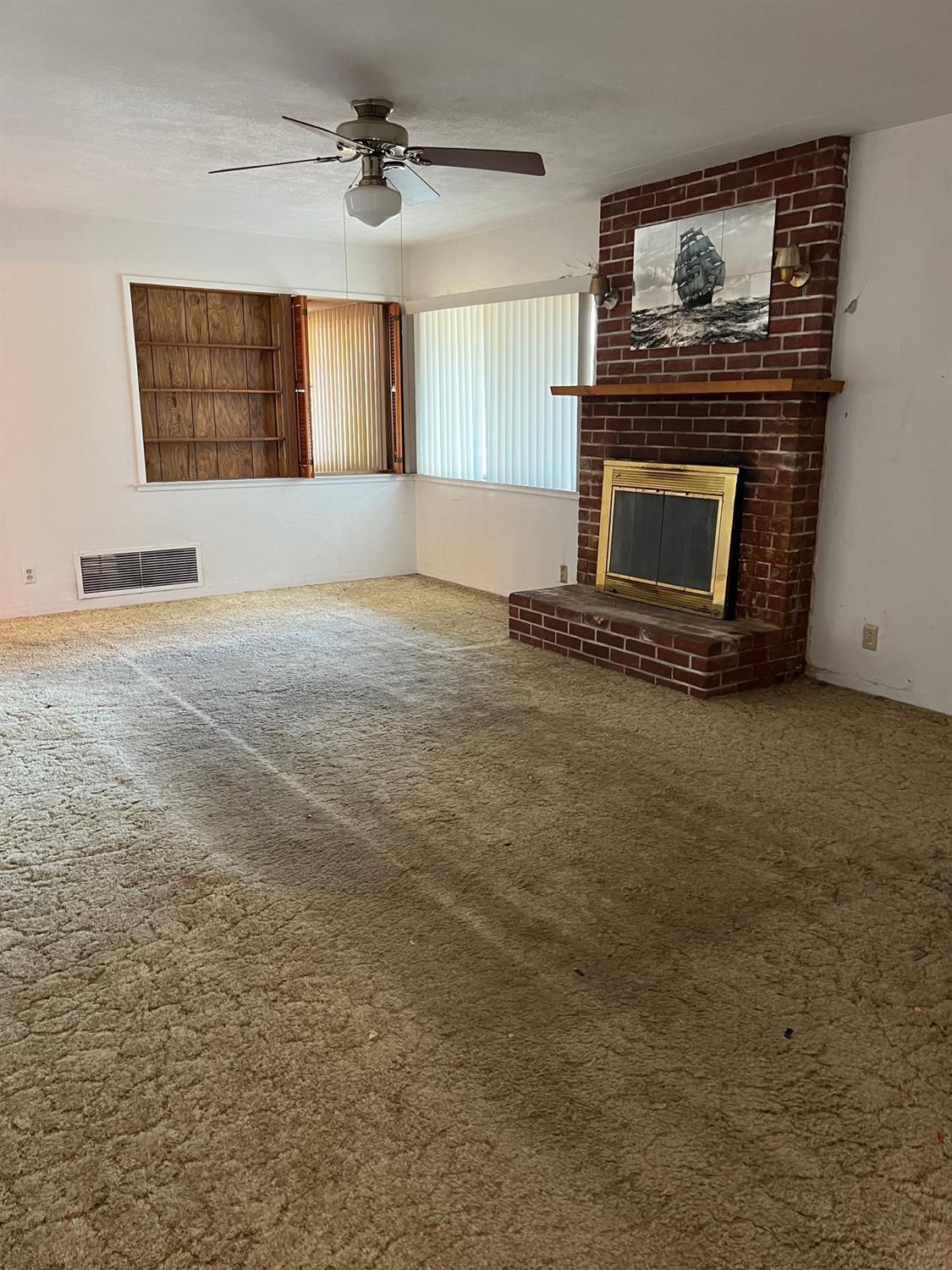 113 Maple Street Madera, CA 93637 - Photo 5 of 22 Gallery Image 5