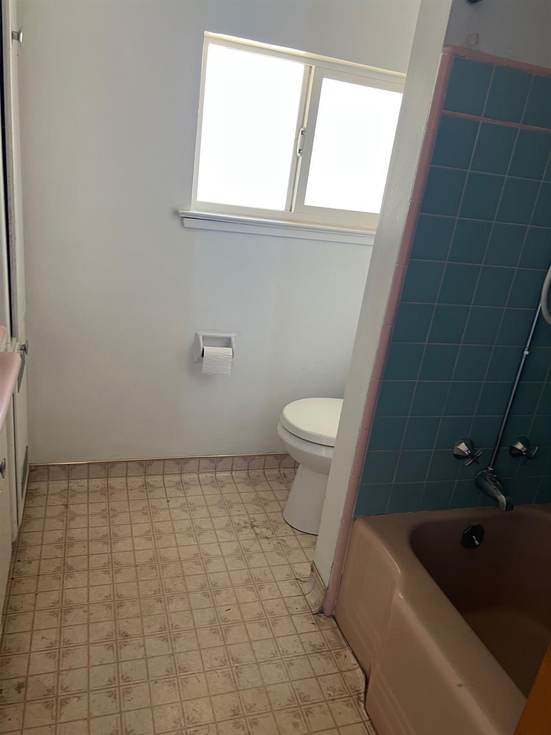 113 Maple Street Madera, CA 93637 - Photo 10 of 22 Gallery Image 10