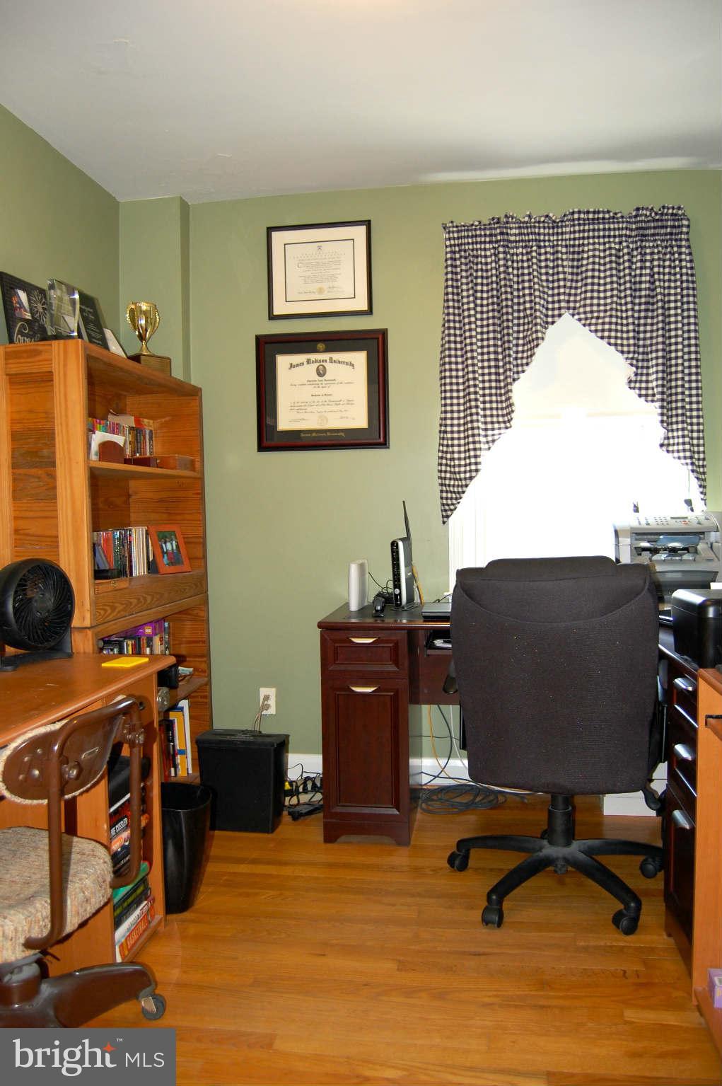 189 Stanmore Road Baltimore, MD 21212 - Photo 22 of 27 Bedroom