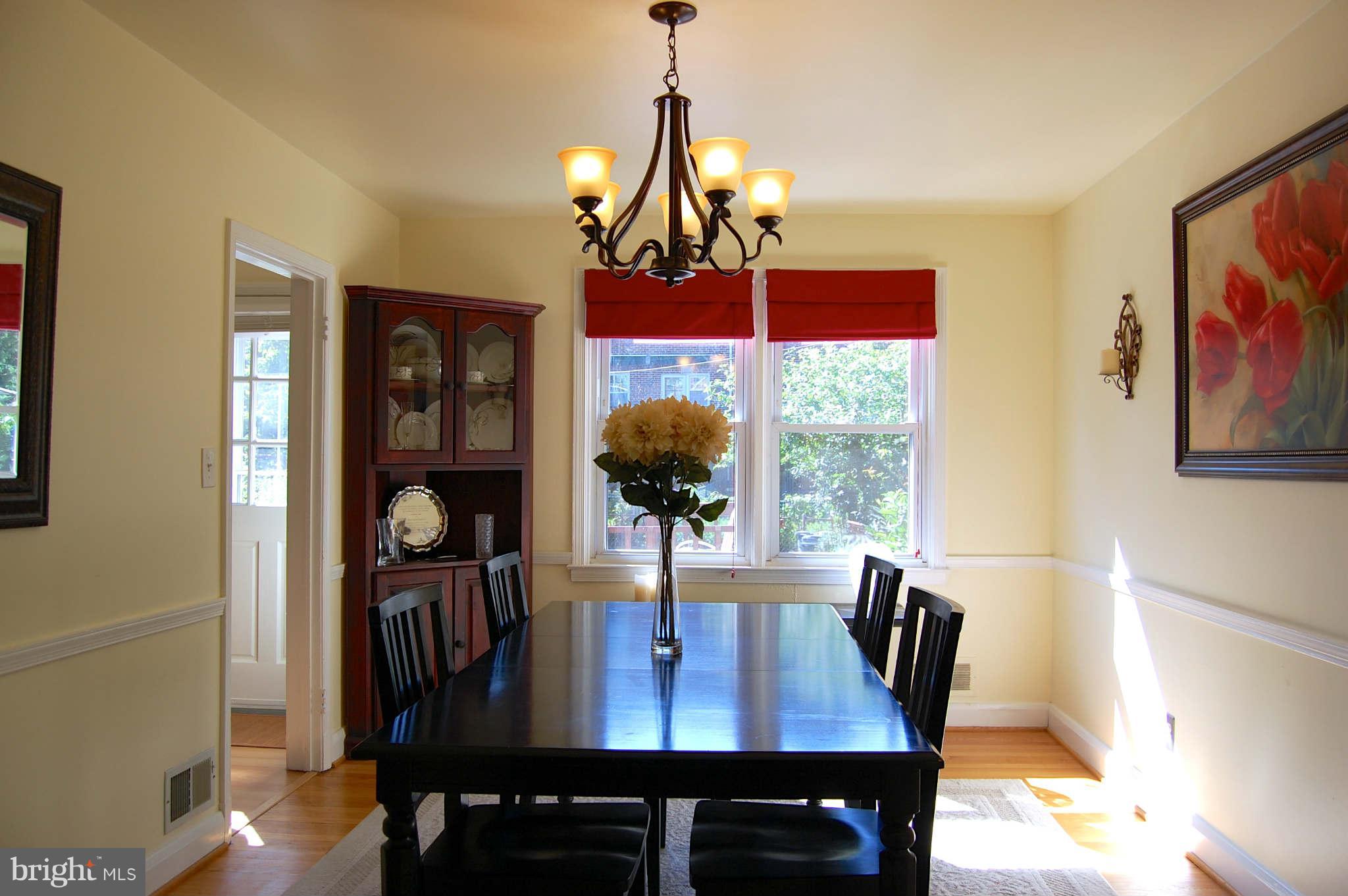 189 Stanmore Road Baltimore, MD 21212 - Photo 8 of 27 Dining Room