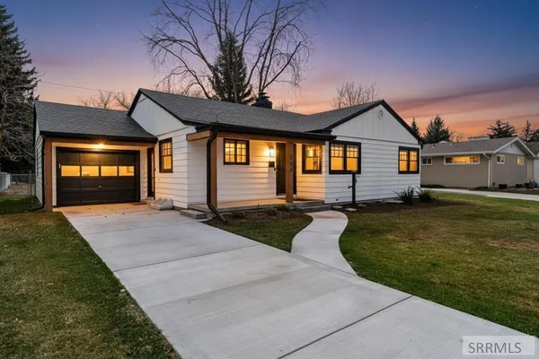 $515,000 | 225 Tautphaus Drive, Idaho Falls, ID 83402