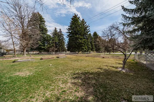 $515,000 | 225 Tautphaus Drive, Idaho Falls, ID 83402