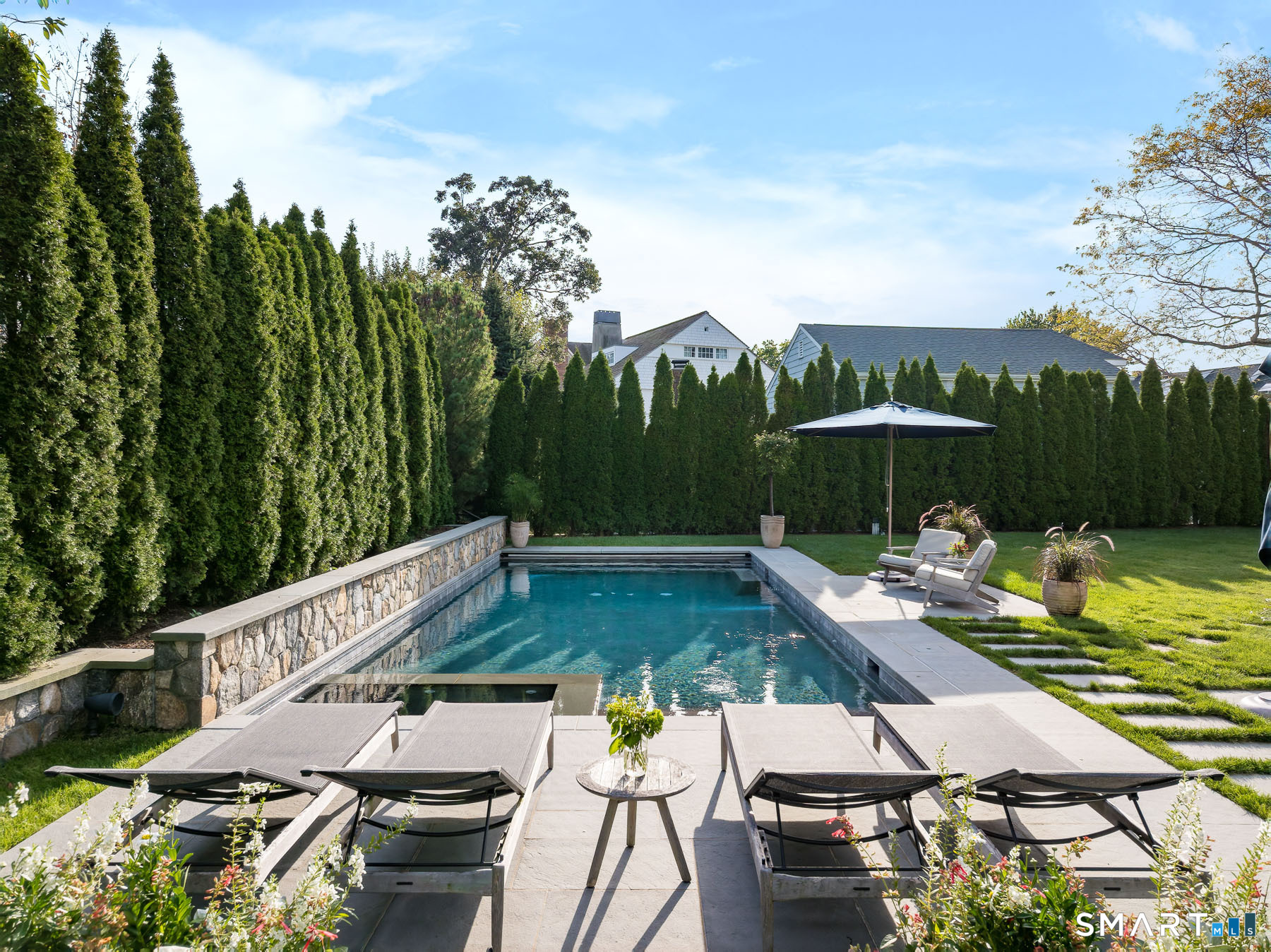 16 Juniper Road Norwalk, CT 06853 - Photo 7 of 31