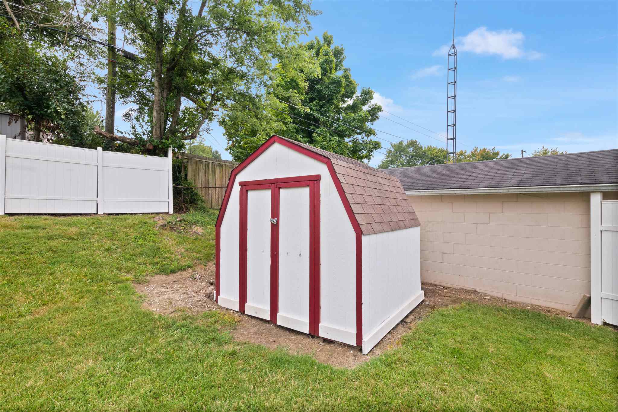 4303 Chadwick Road Evansville, IN 47710 - Photo 22 of 24 Gallery Image 22
