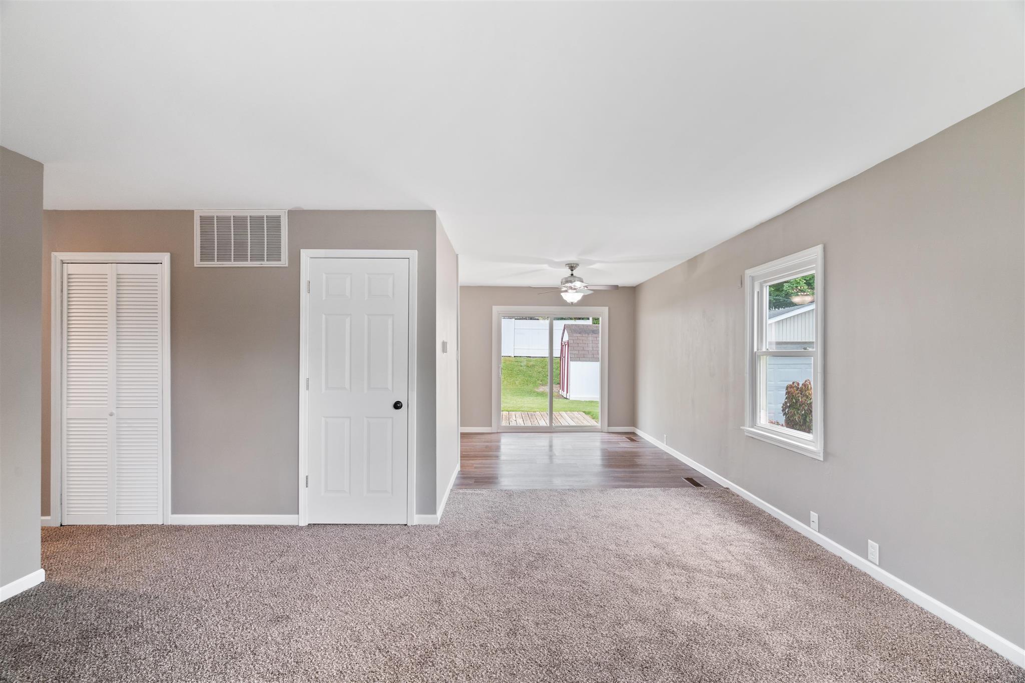 4303 Chadwick Road Evansville, IN 47710 - Photo 5 of 24 Gallery Image 5