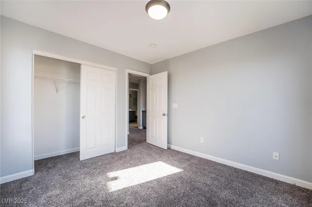 $2,200 | 5555 West Sun Temple Avenue, Las Vegas, NV 89139