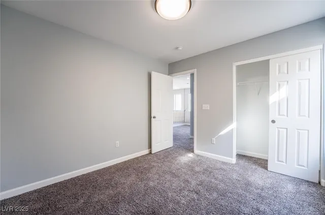 $2,200 | 5555 West Sun Temple Avenue, Las Vegas, NV 89139