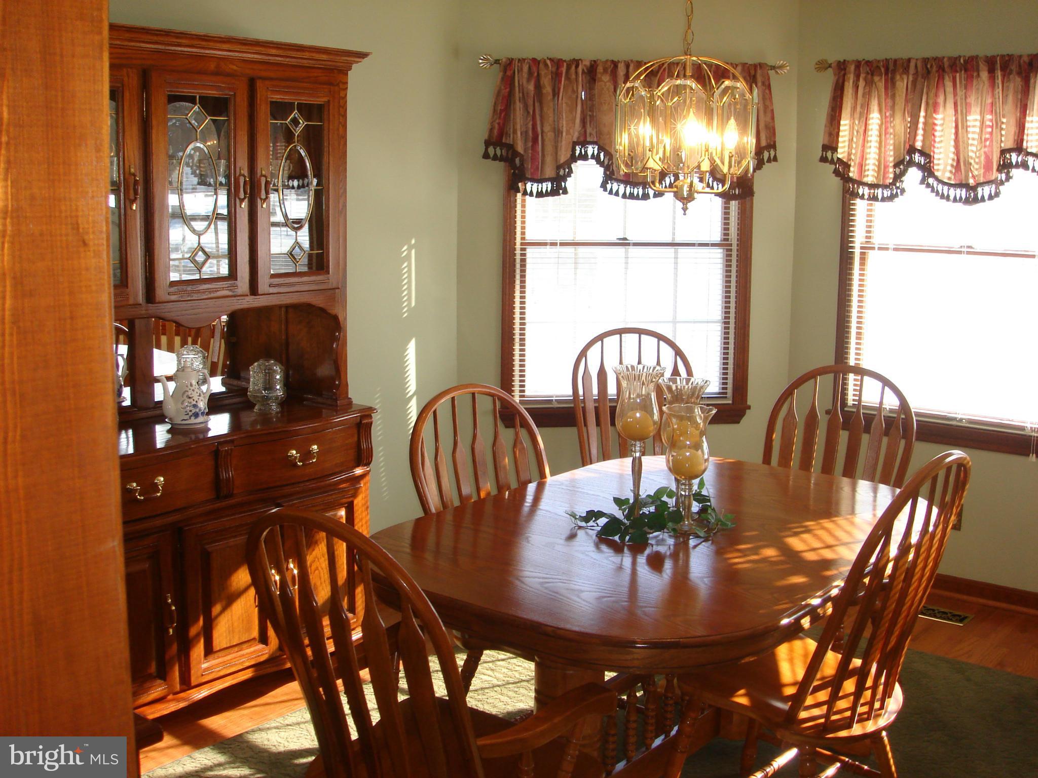 10603 Powell Road Thurmont, MD 21788 - Photo 4 of 30 Dining Room