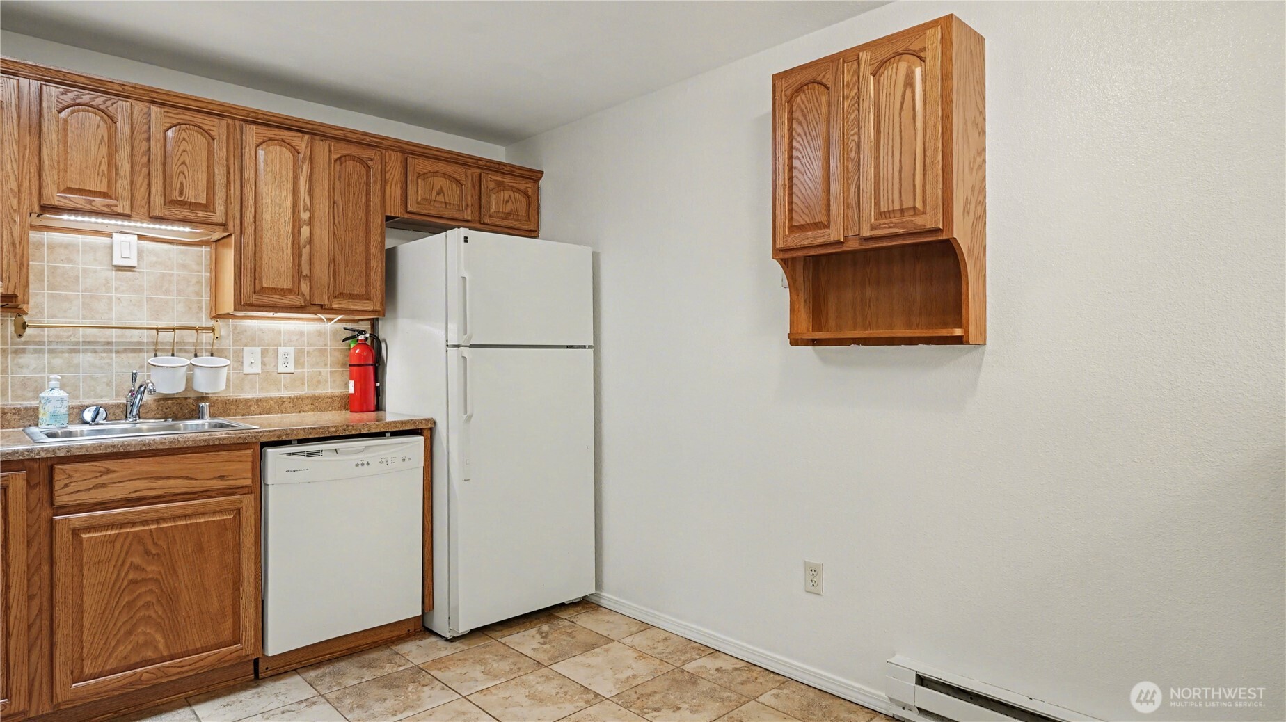 14600 Southeast 176th Street, Unit J5 Renton, WA 98058 - Photo 13 of 27