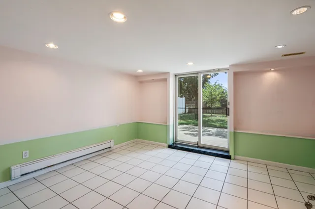 $999,000 | 567 Oxford Road, Cedarhurst, NY 11516