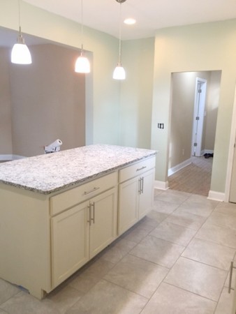 80 Bowles Street Springfield, MA 01109 - Photo 3 of 25 Gallery Image 3