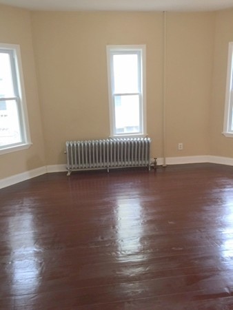 80 Bowles Street Springfield, MA 01109 - Photo 8 of 25 Gallery Image 8