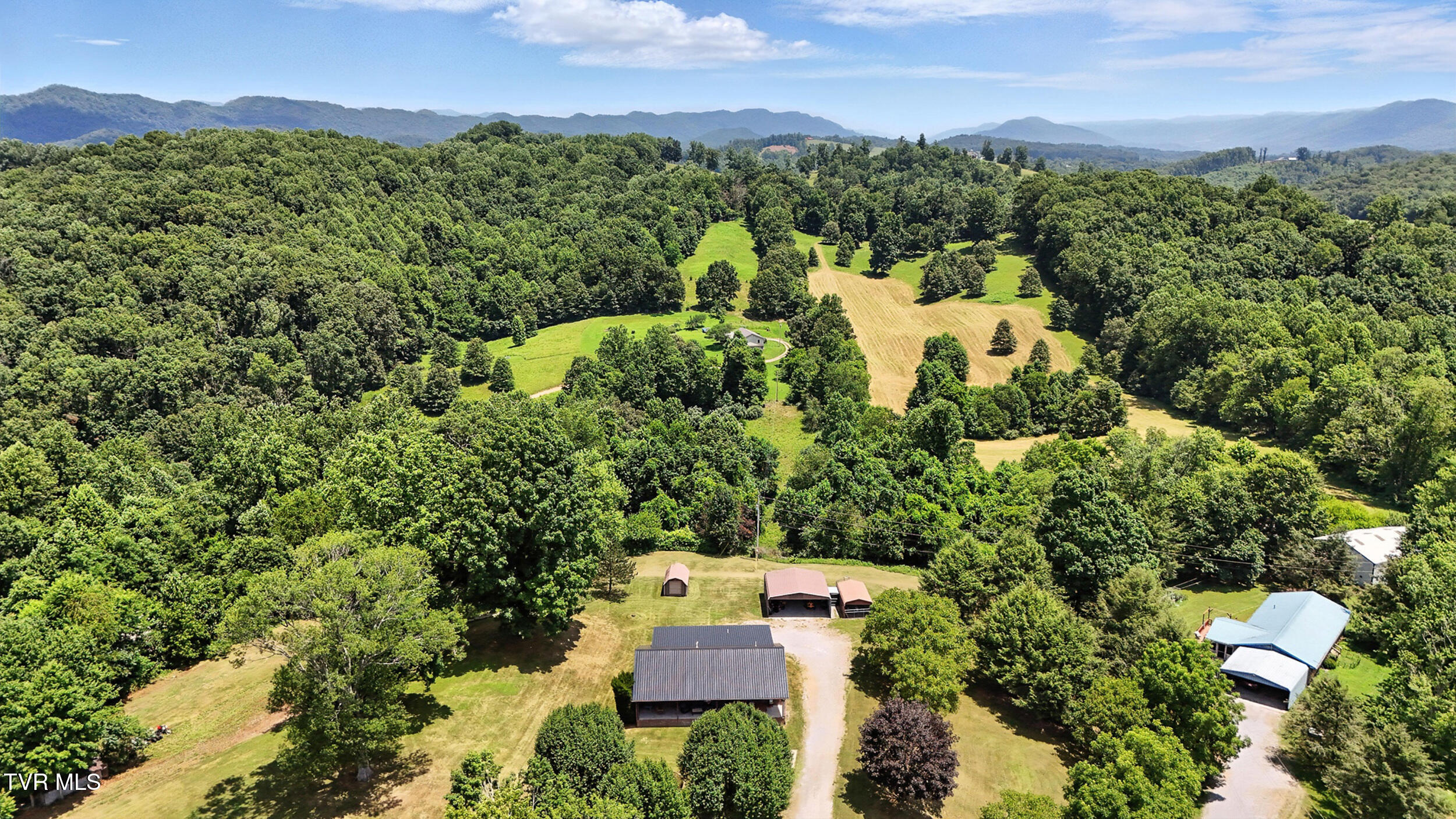 1674 Smyth Chapel Road Pennington Gap, VA 24277 - Photo 11 of 47 IMG_5488