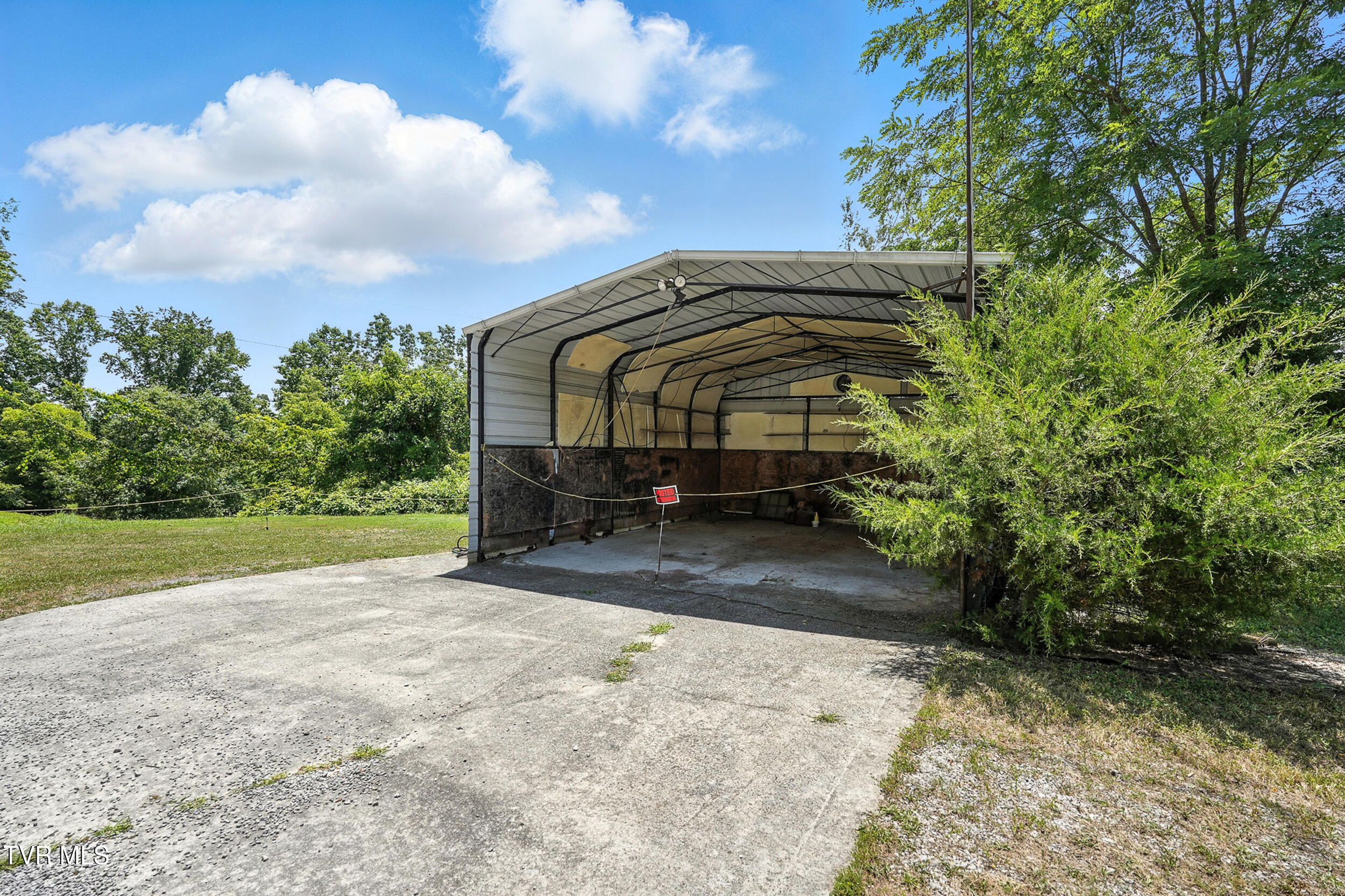 1674 Smyth Chapel Road Pennington Gap, VA 24277 - Photo 22 of 47 IMG_5477