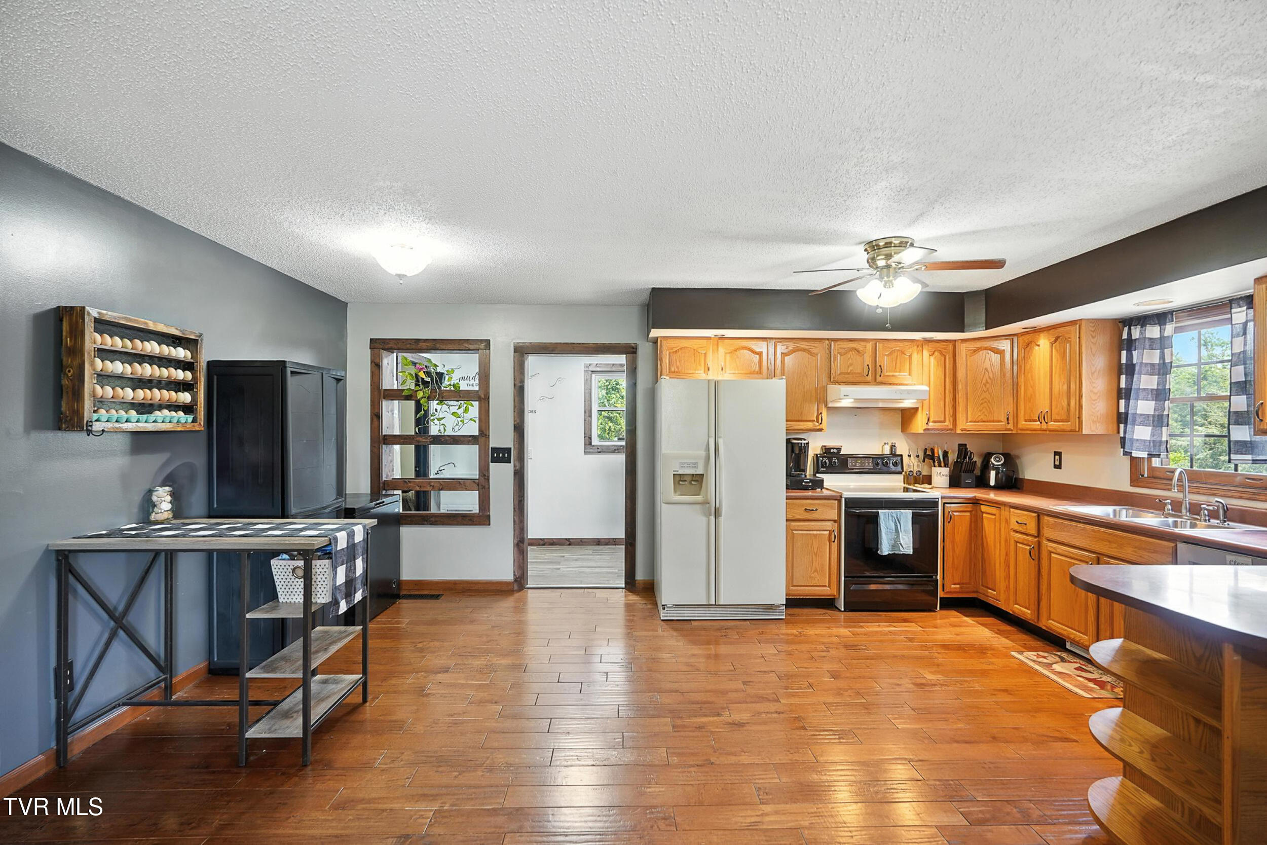 1674 Smyth Chapel Road Pennington Gap, VA 24277 - Photo 43 of 47 IMG_5452