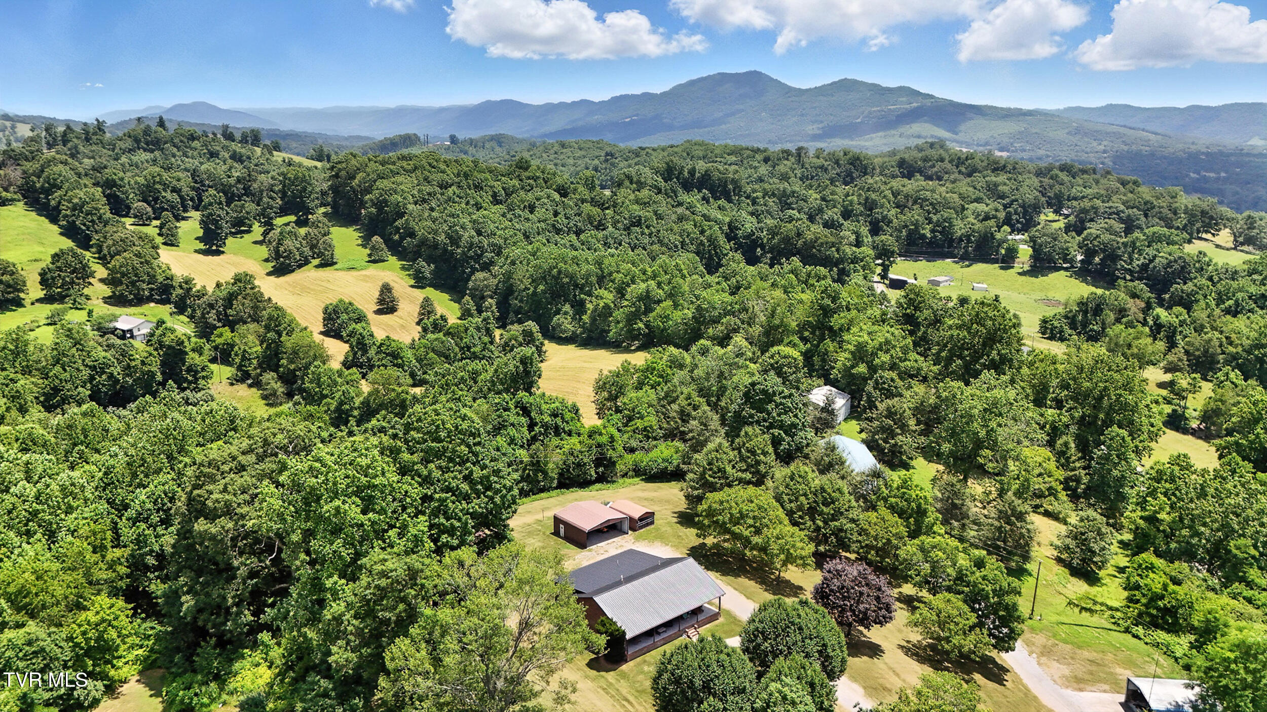 1674 Smyth Chapel Road Pennington Gap, VA 24277 - Photo 10 of 47 IMG_5489