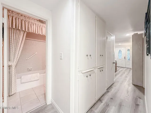 $475,000 | 19337 Oak Plaza Court, Newhall, CA 91321