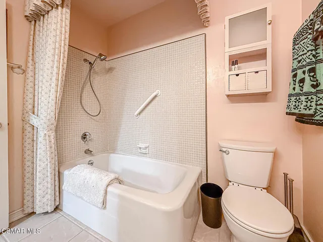 $475,000 | 19337 Oak Plaza Court, Newhall, CA 91321