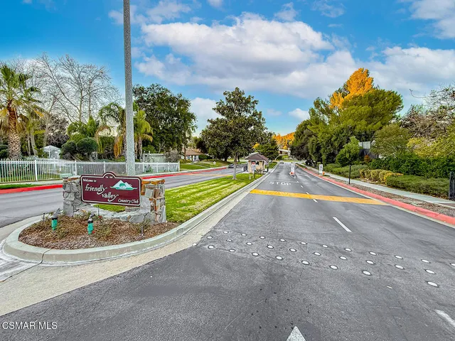 $475,000 | 19337 Oak Plaza Court, Newhall, CA 91321