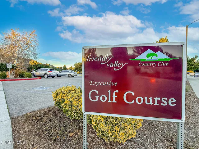 $475,000 | 19337 Oak Plaza Court, Newhall, CA 91321