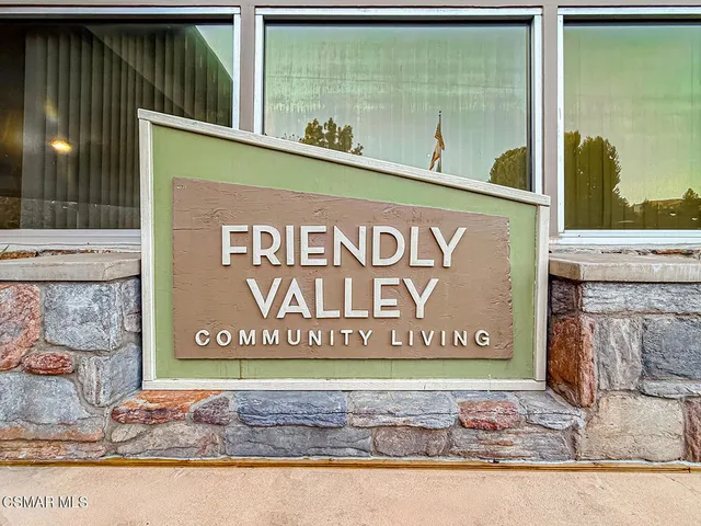 $475,000 | 19337 Oak Plaza Court, Newhall, CA 91321