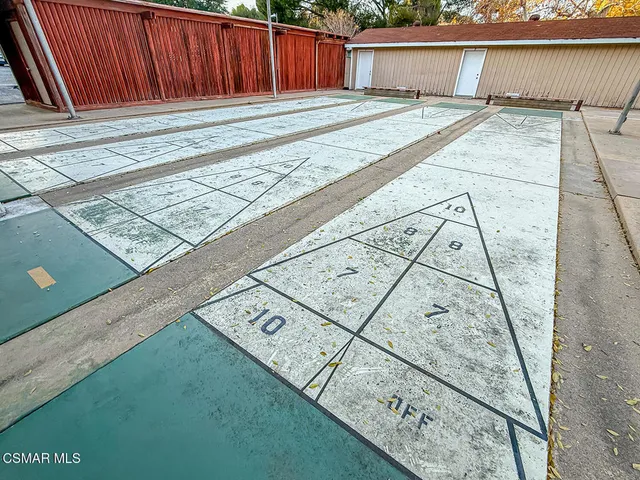 $475,000 | 19337 Oak Plaza Court, Newhall, CA 91321