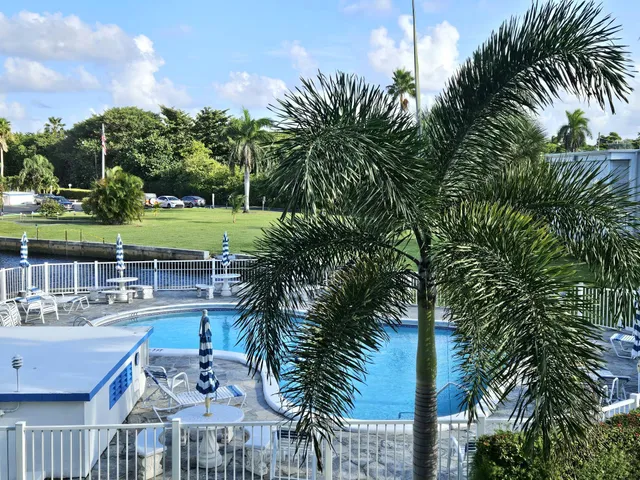 $2,575 | 1445 Southeast 15th Court, Unit 202, Deerfield Beach, FL 33441