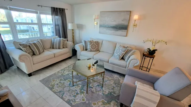 $2,575 | 1445 Southeast 15th Court, Unit 202, Deerfield Beach, FL 33441