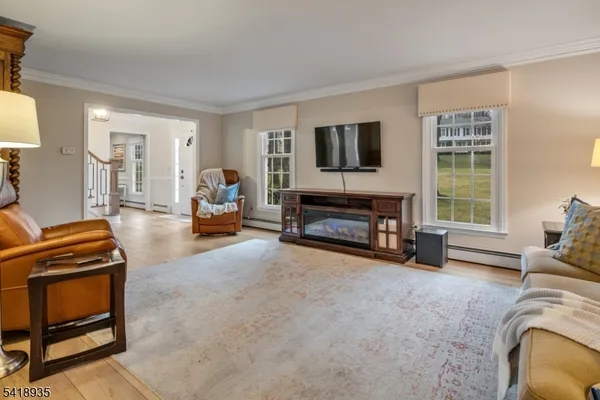 $799,900 | 22 Kevin Drive, Flanders, NJ 07836