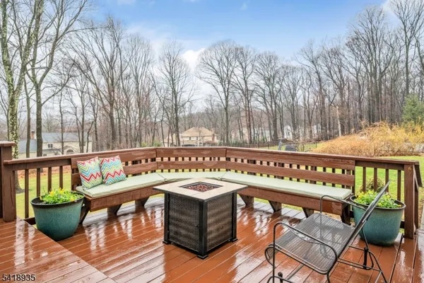$799,900 | 22 Kevin Drive, Flanders, NJ 07836