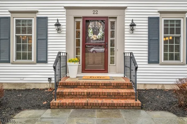 $799,900 | 22 Kevin Drive, Flanders, NJ 07836