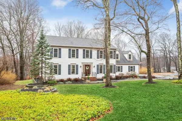 $799,900 | 22 Kevin Drive, Flanders, NJ 07836