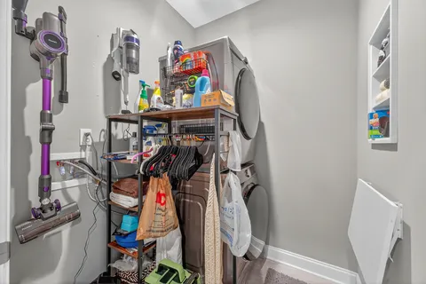 a bathroom with a tub