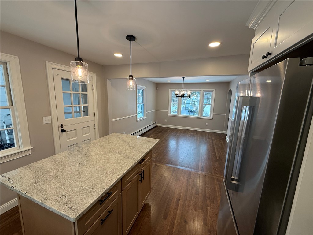 101 Farmland Road Warwick, RI 02889 - Photo 8 of 36