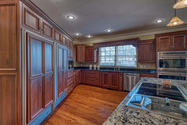 $1,125,000 | 13920 Castle Brook Road, Evansville, IN 47725