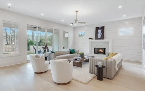 $1,750,000 | 2991 Surrey Lane, Brookhaven, GA 30341